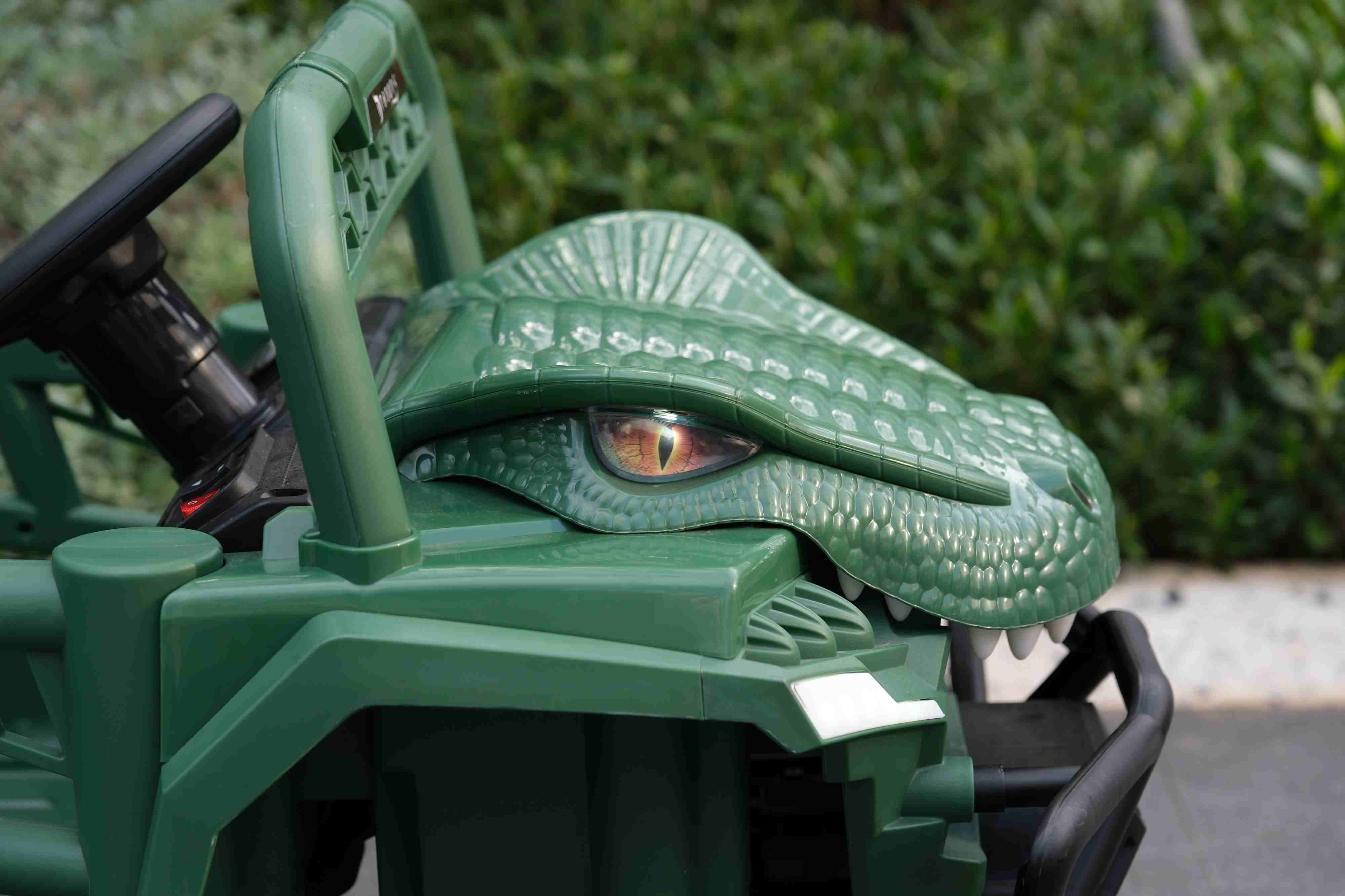 CN-TJB20820 Dinosaur Electric Ride-On Car 12V 2-Seater with Bluetooth and Four-Wheel Suspension