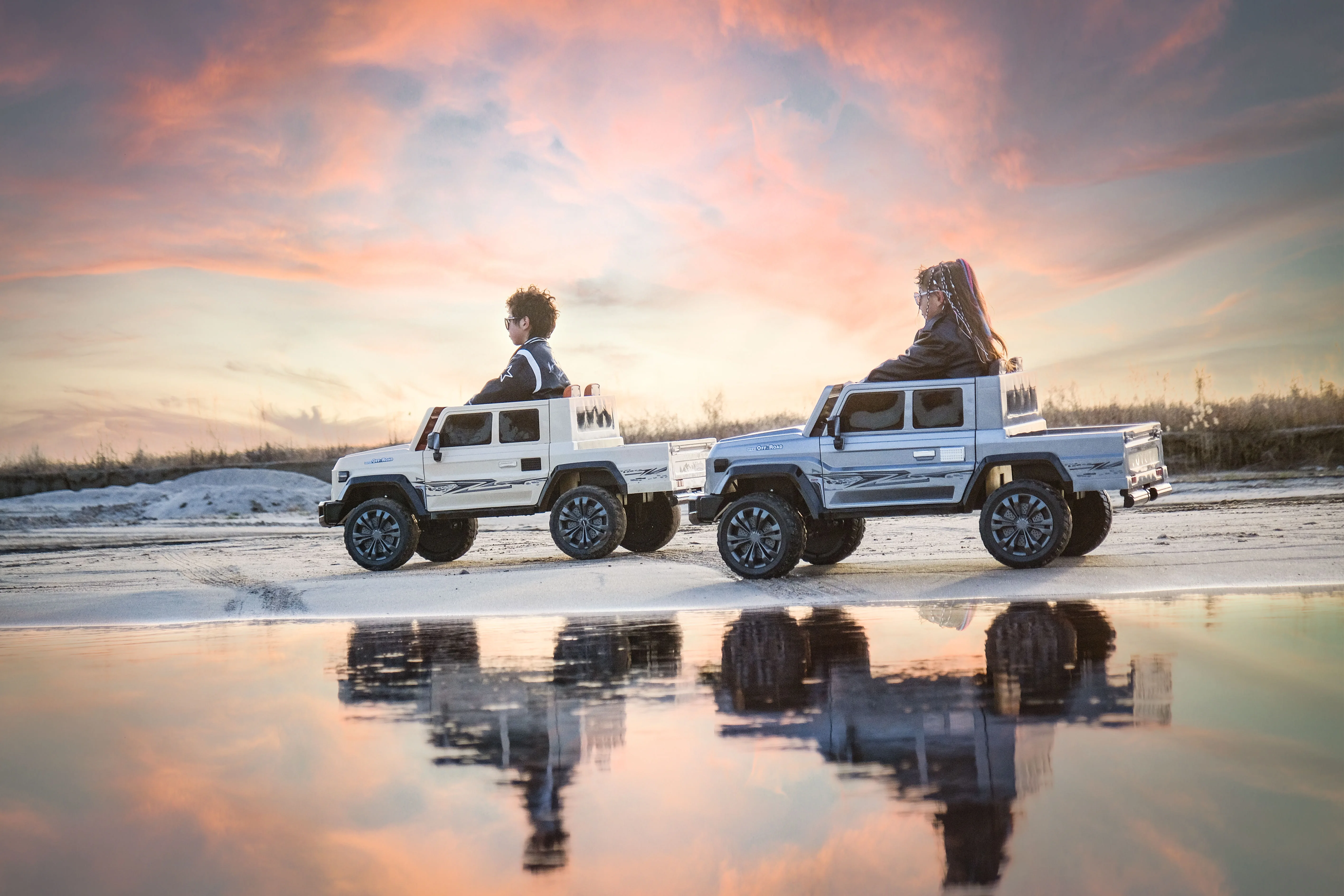 2025 New Style Rechargeable 24V/12V Kids Off Road Big Size Ride On Car Boys Pickup Truck Electric Children Car For Kids 2 Seat