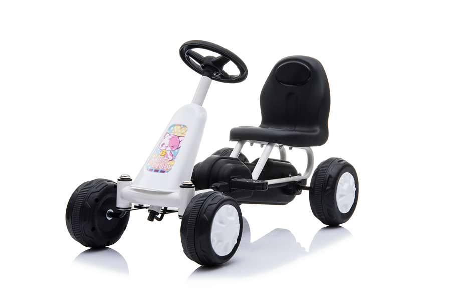 Kart de pedal chinês de tamanho pequeno para uso interno (5)