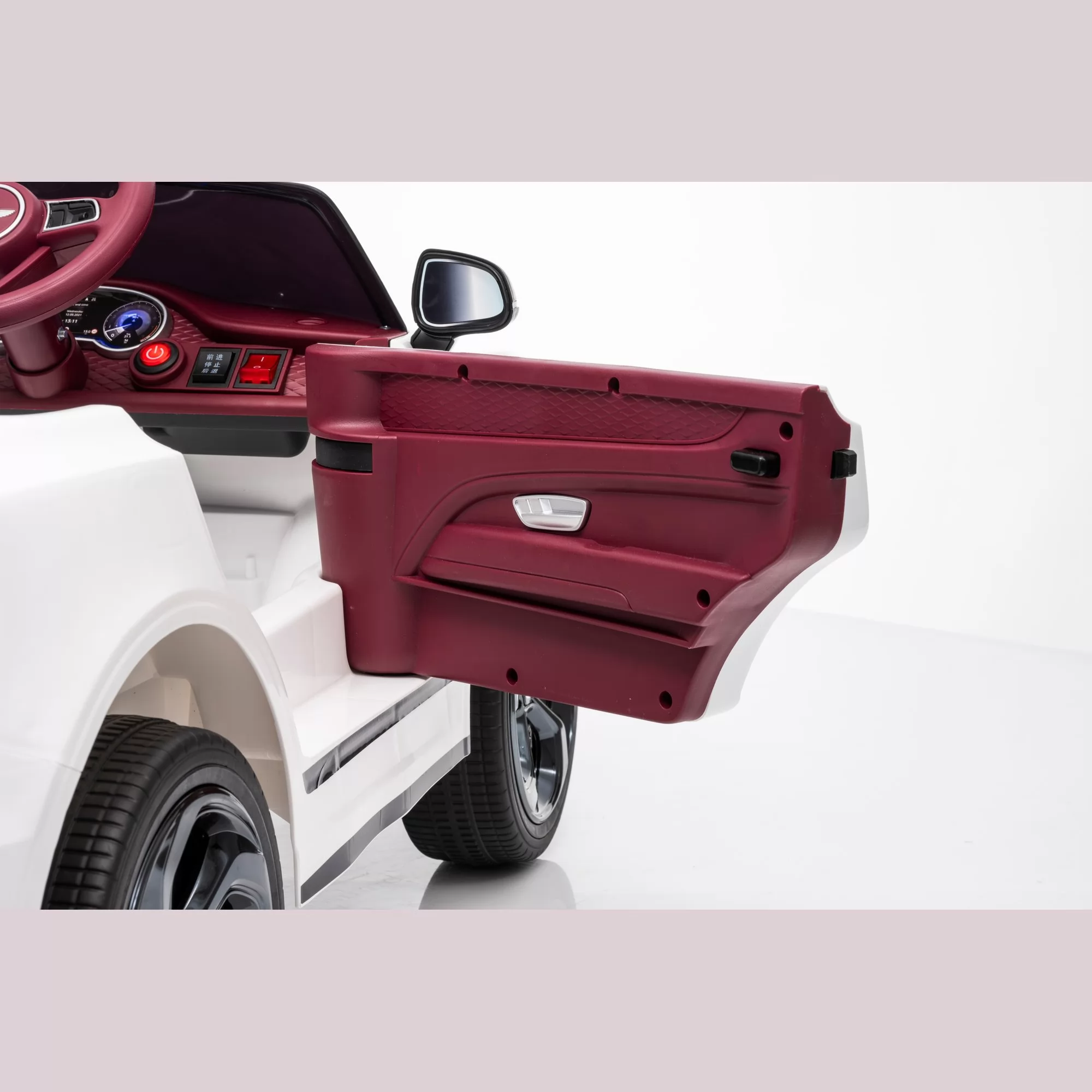Official Licensed Bentley Bentayga S Kids Ride-On Car 12V with Remote Control, Openable Doors & MP3 Player