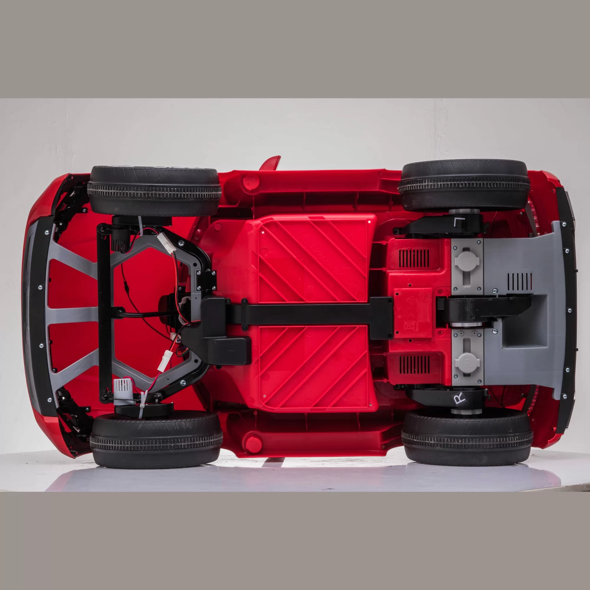 Official Licensed Audi Q8 Kids Ride-On Car 6V with 2.4G Remote Control, Dual Battery Options & LED Lights
