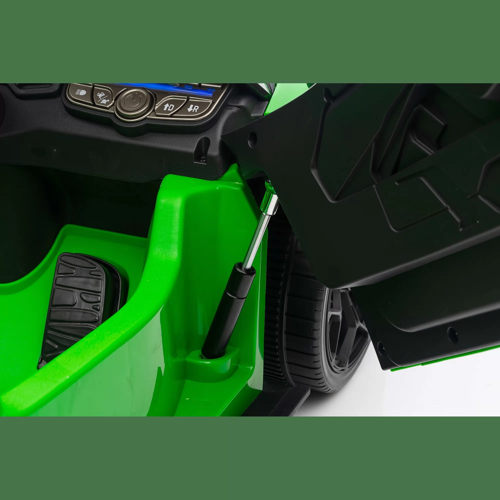 Official Licensed Lamborghini Revuelto Kids Ride-On Car 12V Dual-Motor with Opening Doors, 4-Wheel Suspension & Power Display